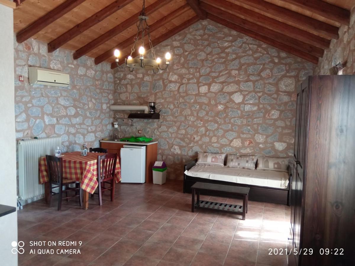 Villas Guest House Ваті Екстер'єр фото