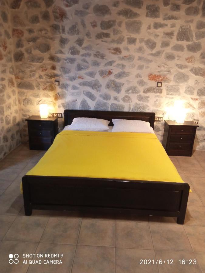 Villas Guest House Ваті Екстер'єр фото