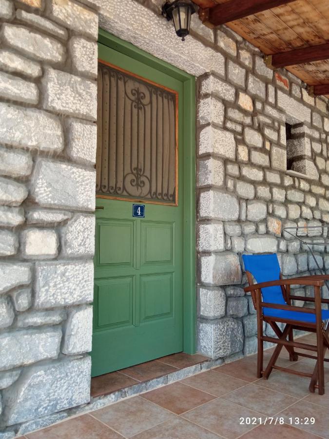 Villas Guest House Ваті Екстер'єр фото