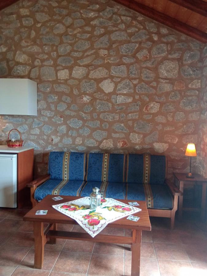 Villas Guest House Ваті Екстер'єр фото