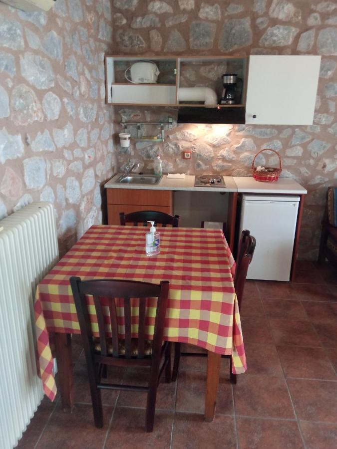 Villas Guest House Ваті Екстер'єр фото